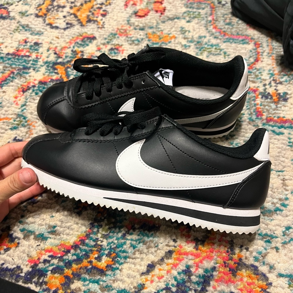 Womens nike Cortez black